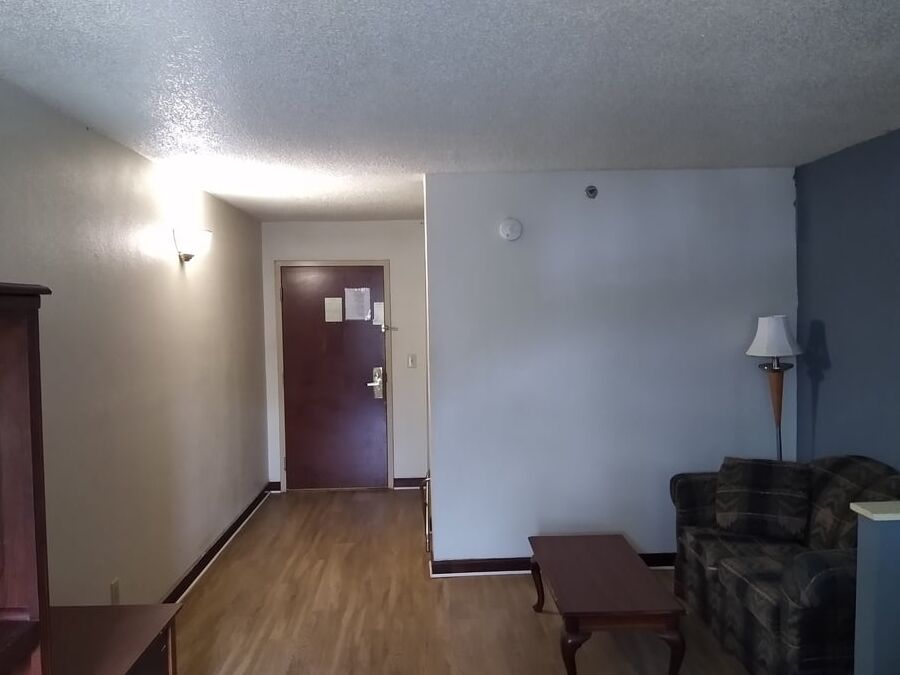 Dirty Motel With Mature Slut.