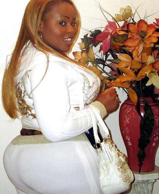 Women With Big Soft Asses