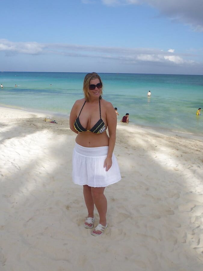 Big Tits MILF