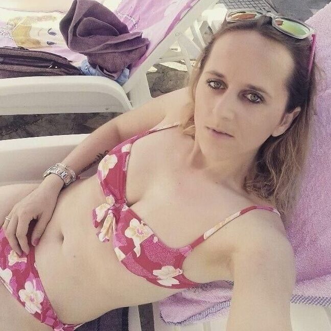 Bosnian Milf Mom