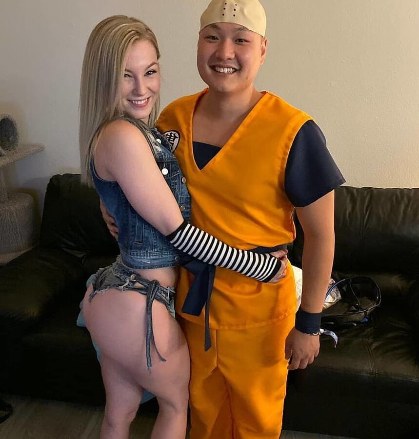 STPeach Twitch Slut