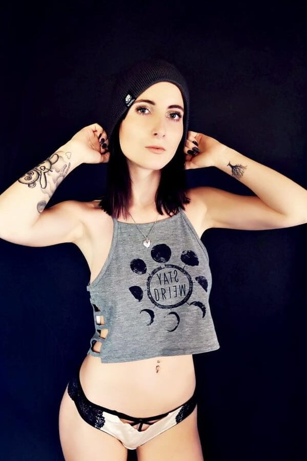 Lia Louise