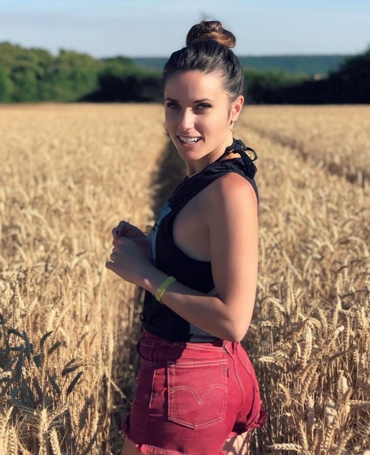 Capucine Anav