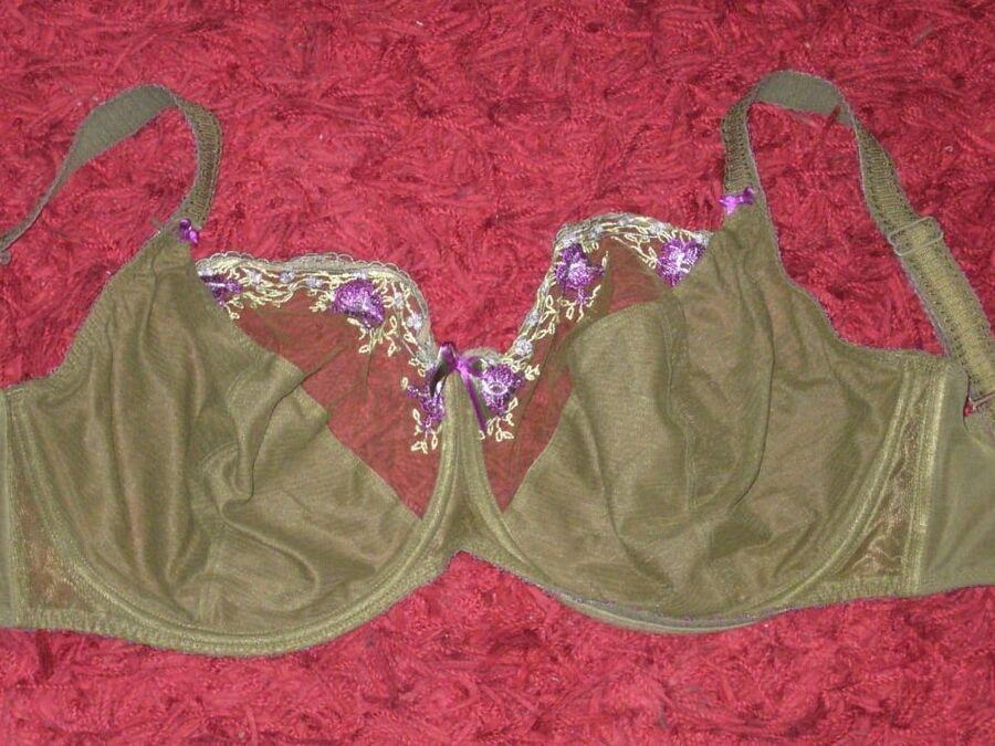 Used J-K cup bras