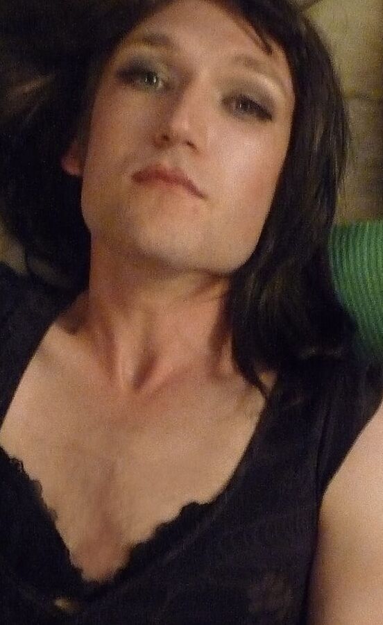 Entry : Sissy Anabel
