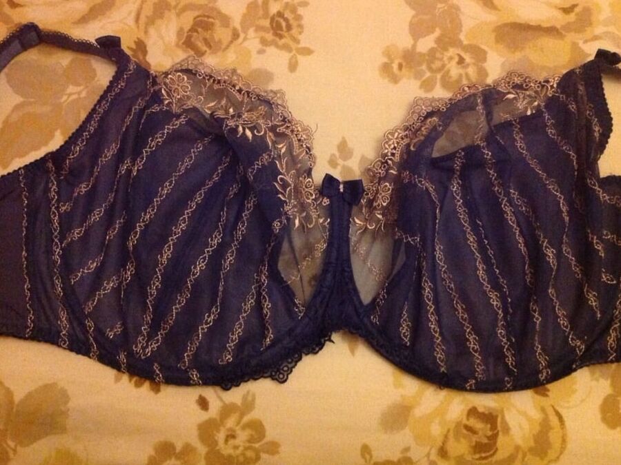 Used J-K cup bras