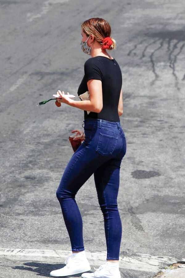 Ireland Baldwin