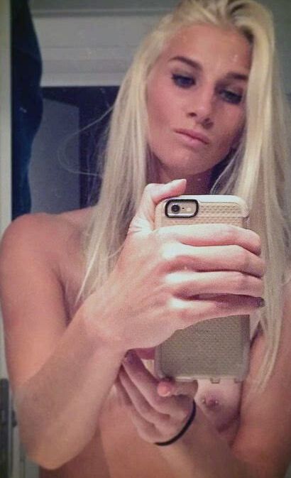 Sofia Jacobson nude swedish footballplayer