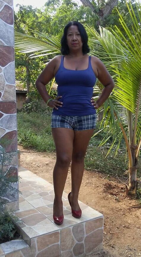 chavela santiago montero morena hermosa ass mature