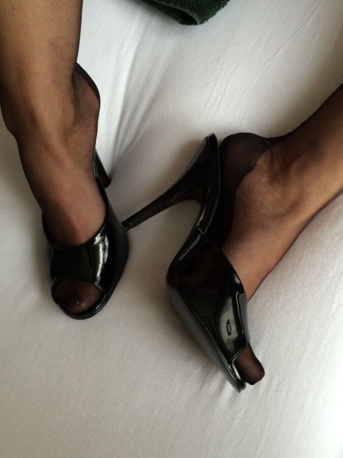 Nylonfeet VIII