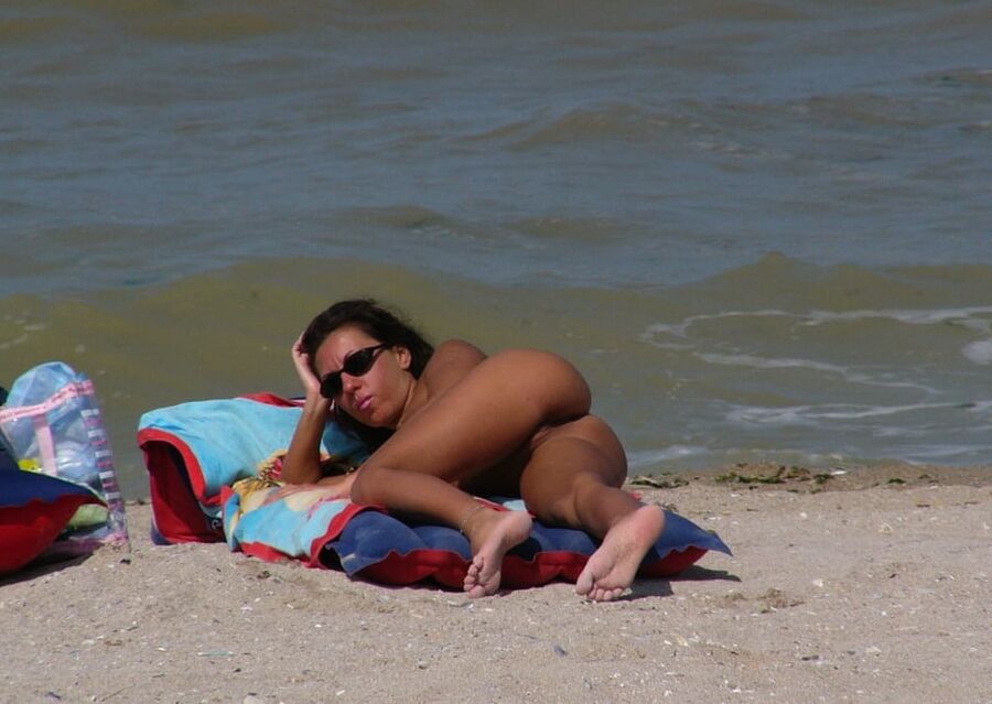 Brune a la plage II