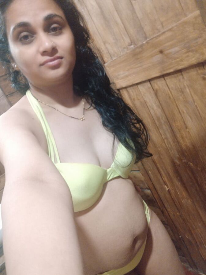 Sexy Indian Ritu