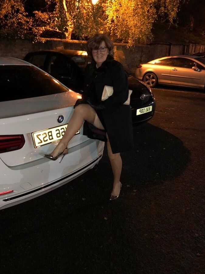 .UK mature wife exposed by hubby