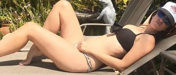 Brunette Non-nude