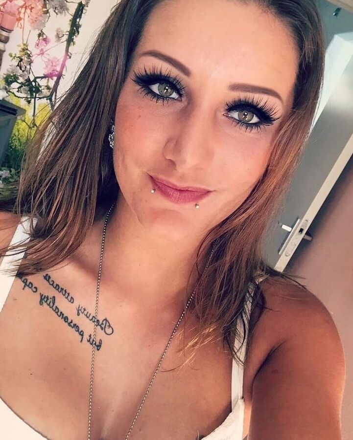 Hot Dutch Babe
