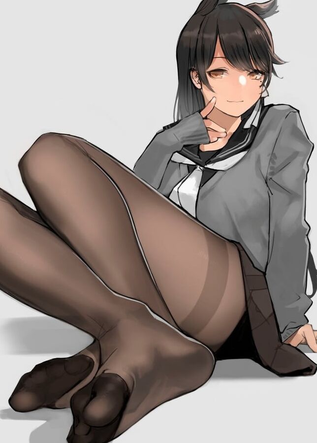 Pantyhose feet hentai