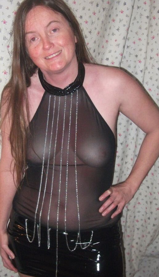 AMATUER MILF NEXT DOOR BABE MAGMA PANDEMIC PICS TRY ONS