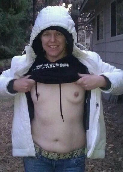 . Redhead Oregon wife exposed