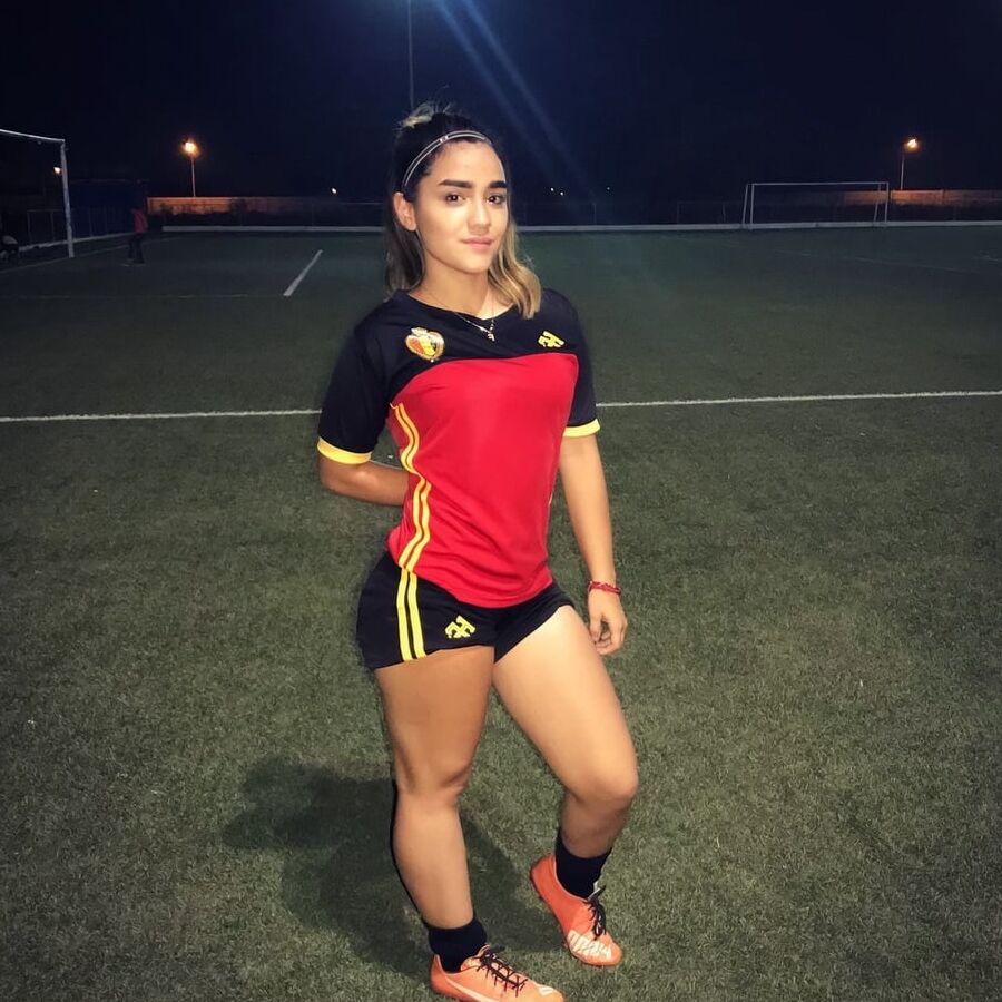 Gostosa (hot girl to cum)