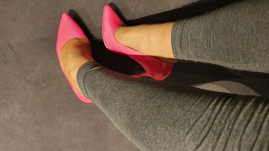 Pink fuck-me Heels