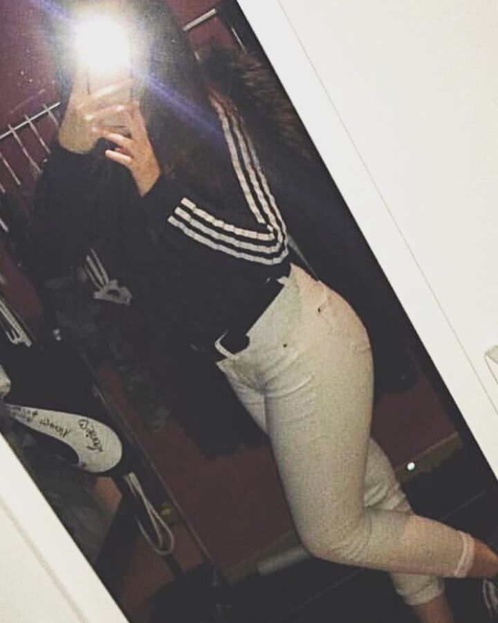 On Instagram- lucy.vgh