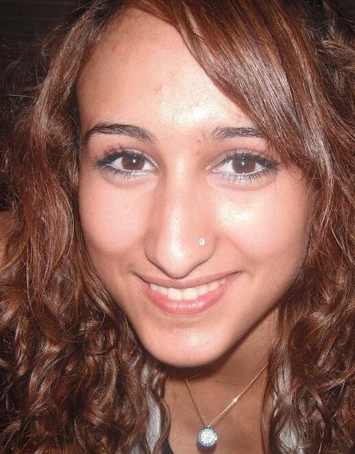 These pretty faces need cum