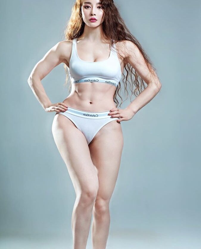 Asian Fit Girl