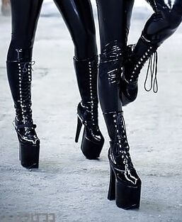 Heels und Stiefel, die ich sooo liebe.