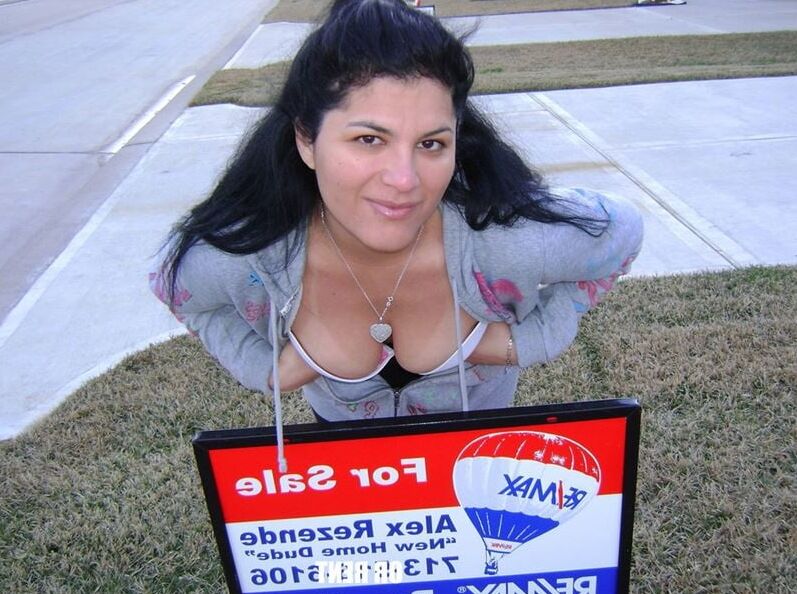 Yanira from TX