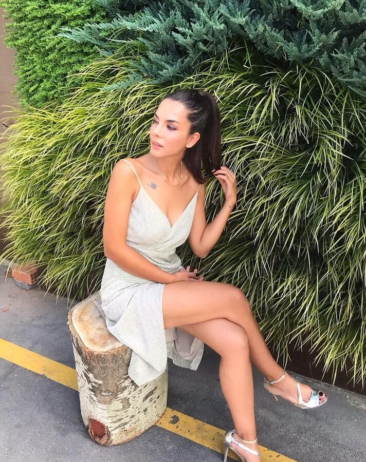 Turkish Instagram Girls Hot Selen