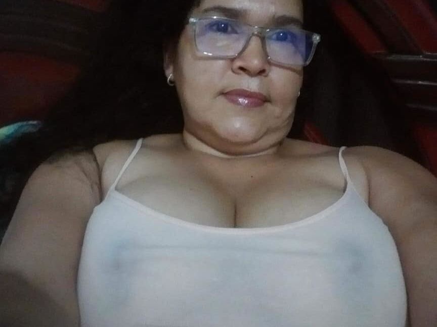 estrella camila zoe