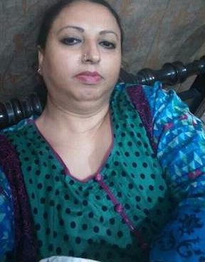 pakistani aunty