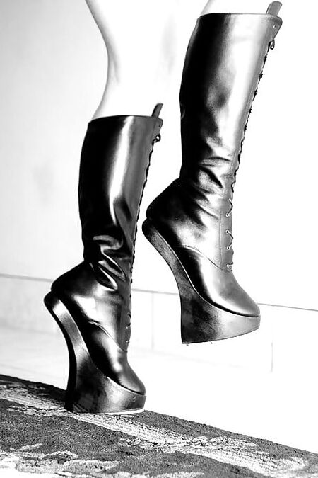 Heels und Stiefel, die ich sooo liebe.