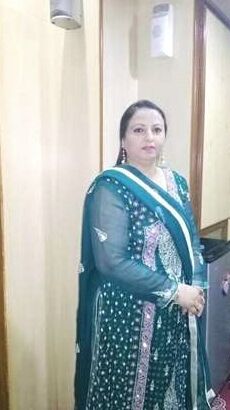 pakistani aunty