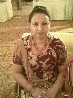 pakistani aunty