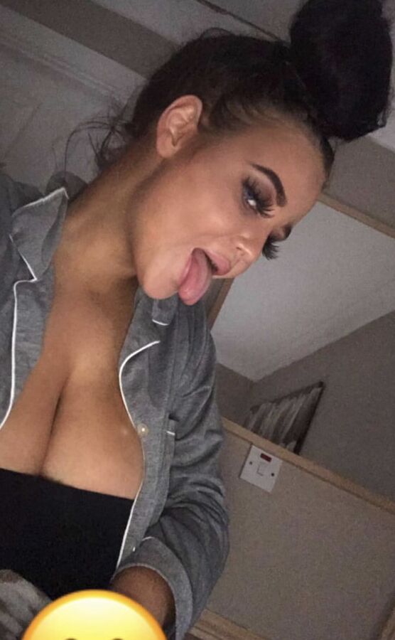 (Super) Busty Chav Delight