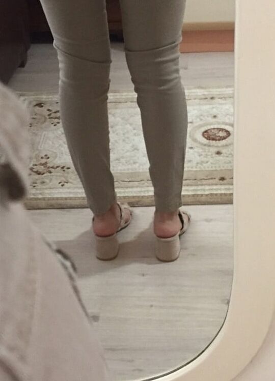 Turkish girls in jeans
