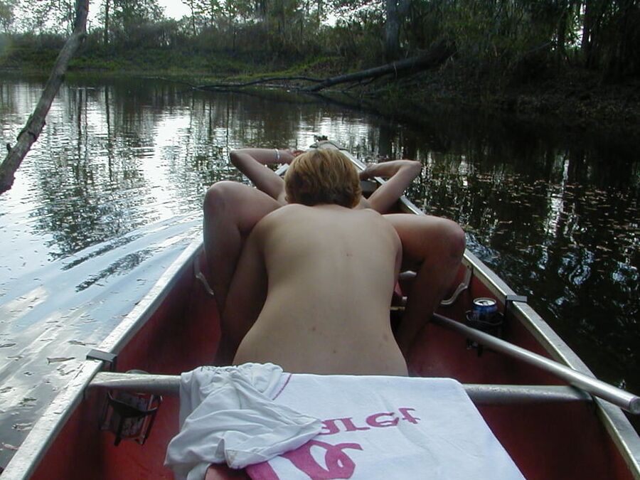 Amateur LADY LICKERS!