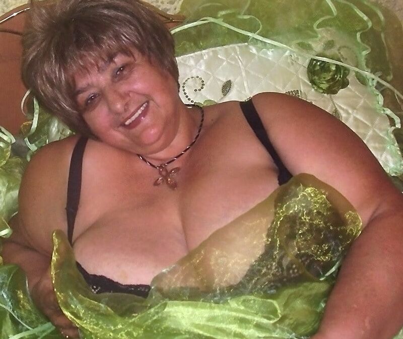 Bbw mix (Dressed women)