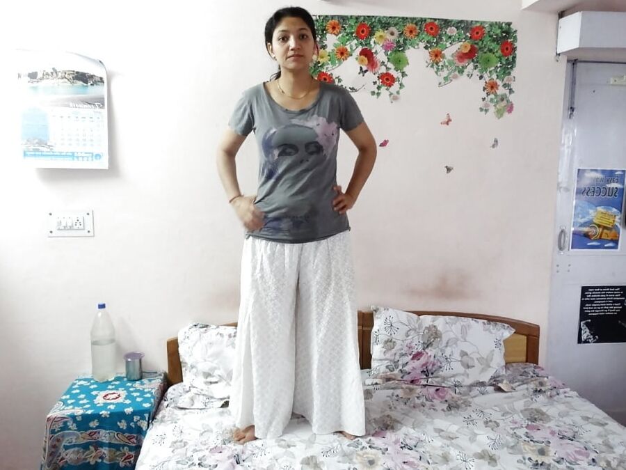 Salma Khanam yr old Webslut Whore from New Delhi gallery