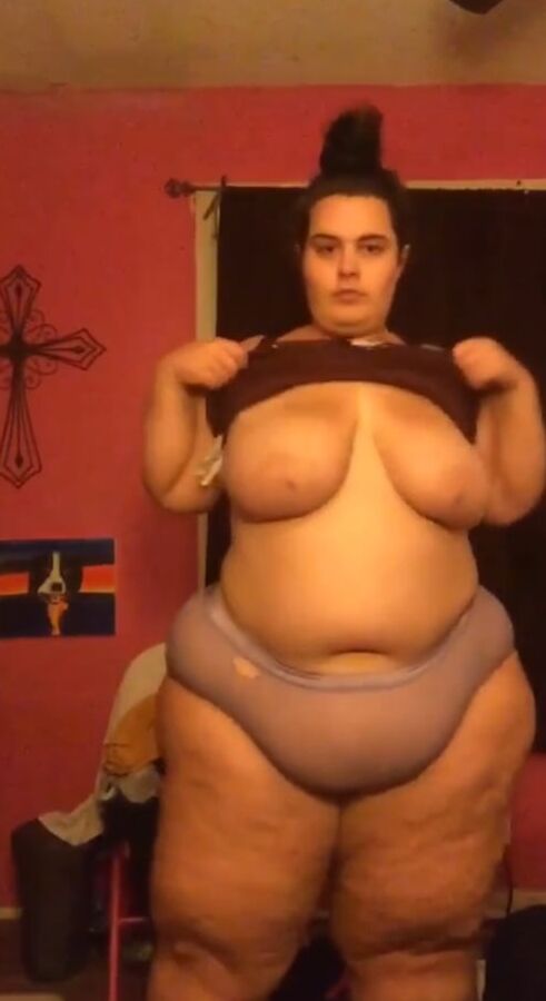 Thick Girls with Big Tits