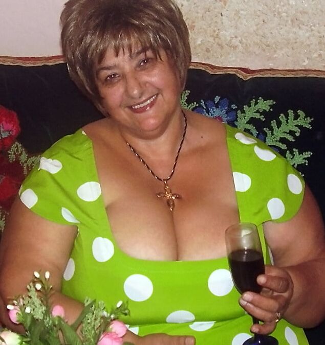 Bbw mix (Dressed women)