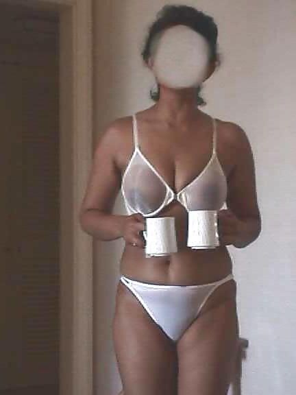 Older Indian women