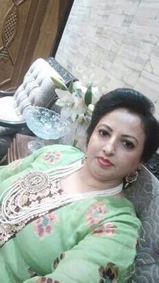 pakistani aunty