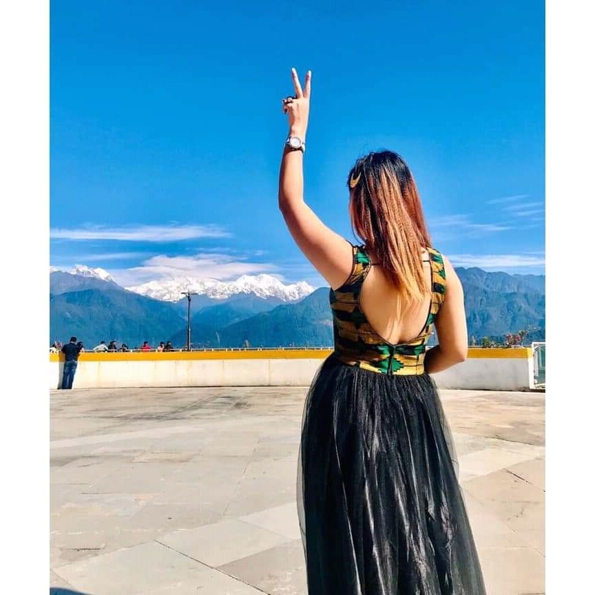 NEPALI SLUT WIVES N GIRLS PIXS