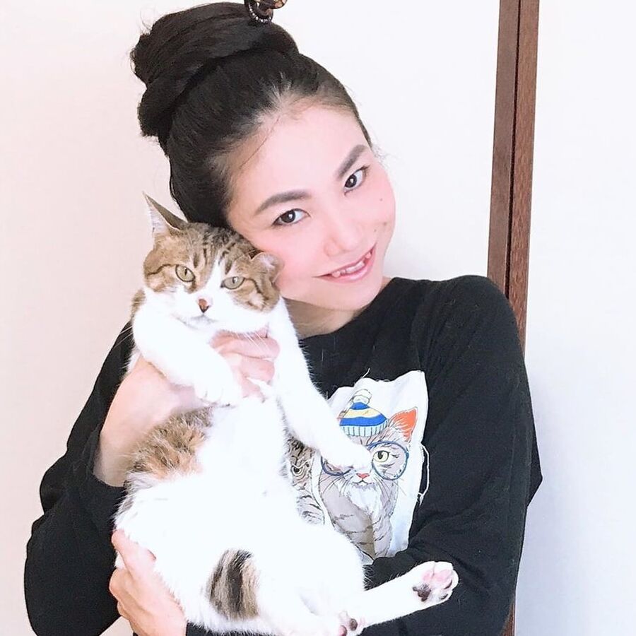 Asian Very Long Hair Girl