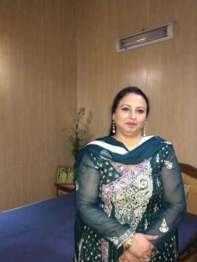pakistani aunty