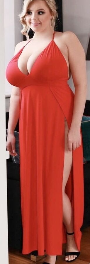 Gorgeous Vivian huge boobs