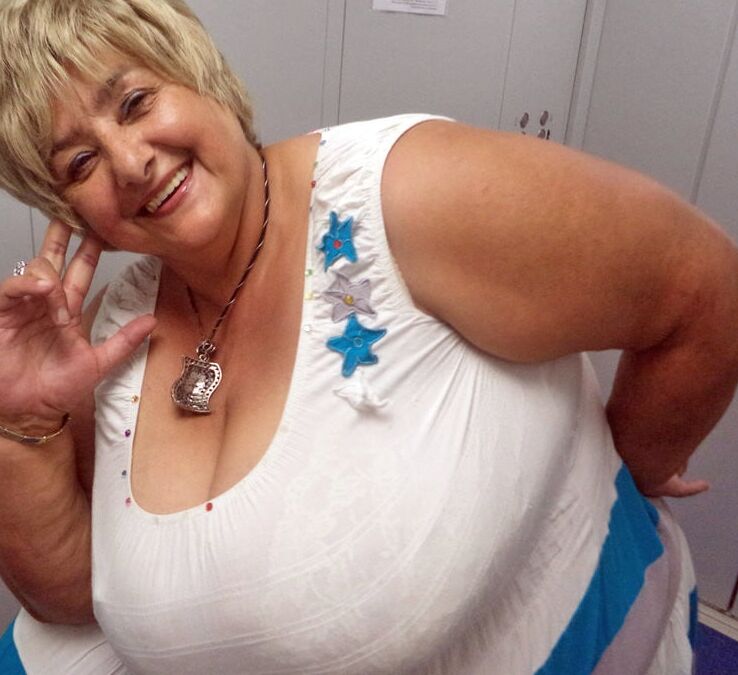 Bbw mix (Dressed women)