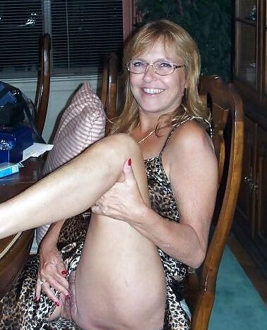 Mature slut for wild sex
